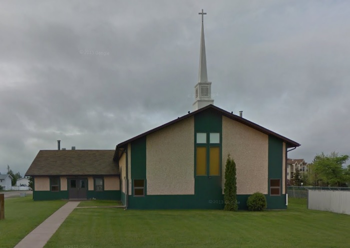 Coram Deo Baptist Church exterior of building, located in Grande Prairie, Alberta