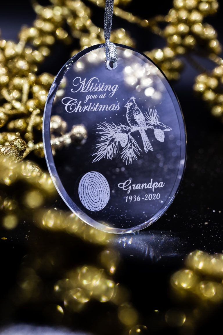 Cardinal - Oval Christmas Ornament